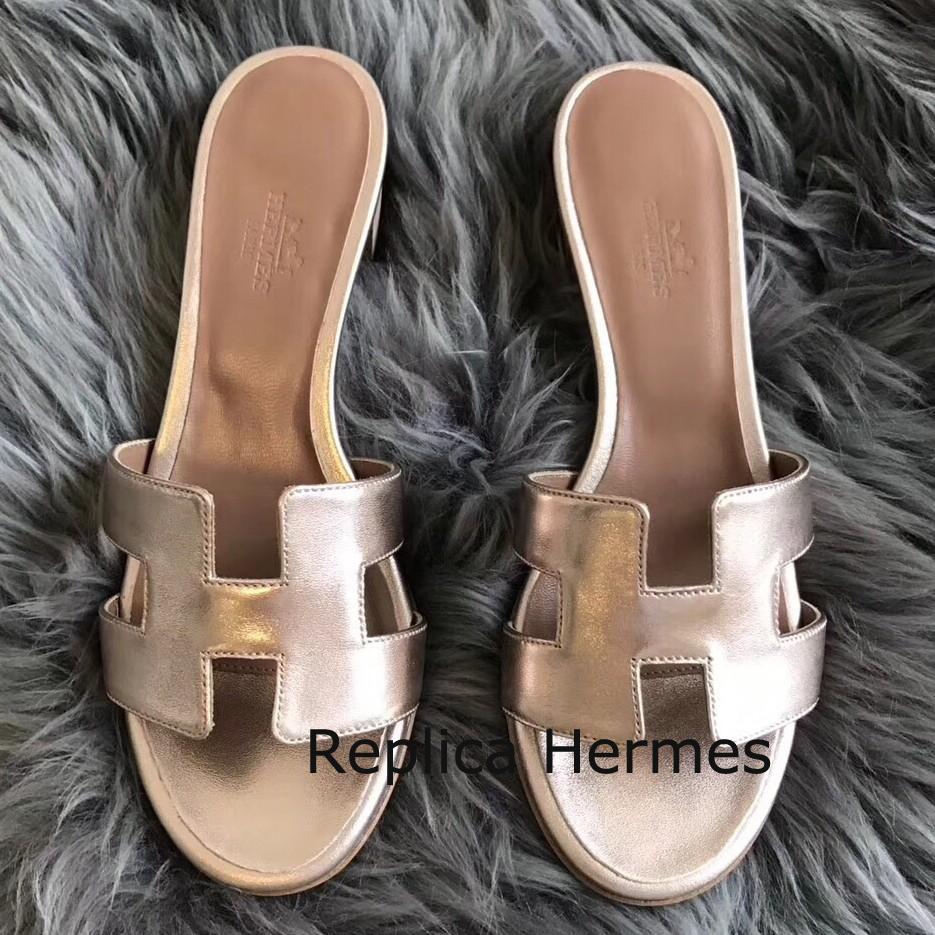 Replica Luxury Hermes Oasis Sandals In Gold Swift Leather