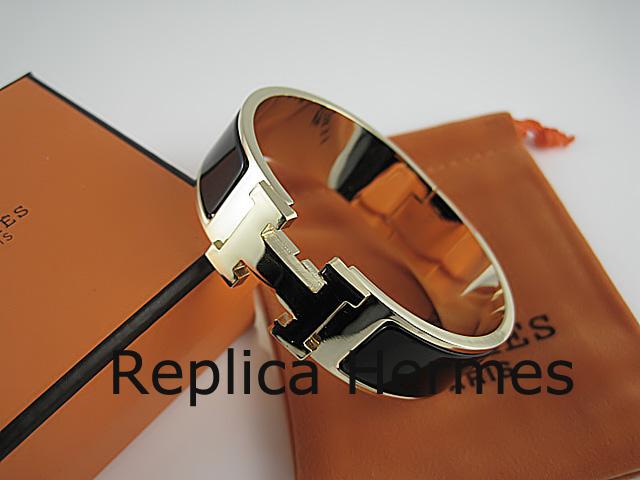 Replica Designer Hermes Black Enamel Clic H Bracelet Narrow Width (18mm) In Gold