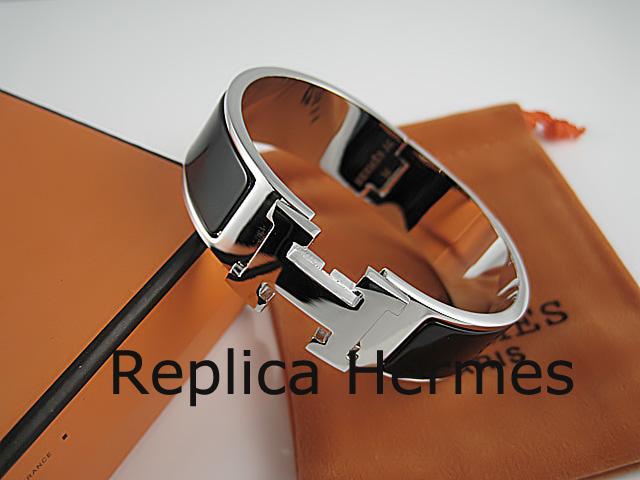 Fake Hermes Black Enamel Clic H Bracelet Narrow Width (18mm) In Silver