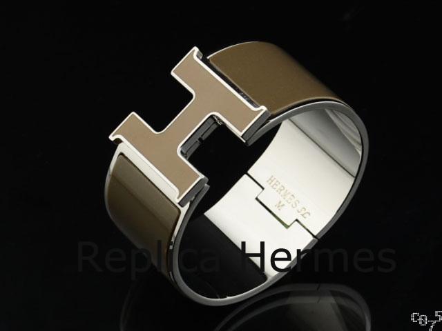 AAA Hermes Brown Enamel Clic H Bracelet Narrow Width (33mm) In Silver